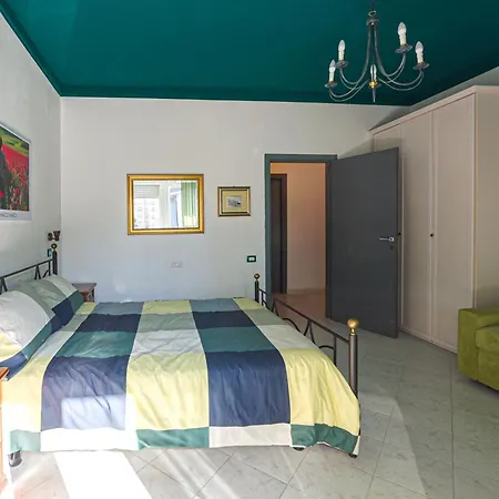 Couette-café Il Campanile 3*
